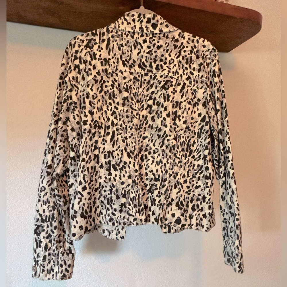 Jacket - Picture 2 of 4